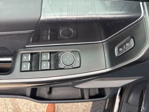 Used 2022 Ford F150 XLT w/ Equipment Group 302A High image 9