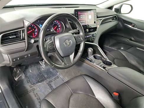 Used 2023 Toyota Camry XSE image 17