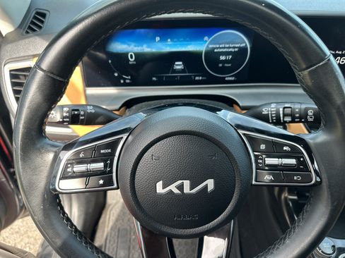 Used 2024 Kia Seltos EX AWD/4WD image 24