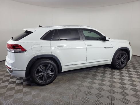 Used 2021 Volkswagen Atlas Cross Sport SE w/ Panoramic Sunroof Package FWD image 10