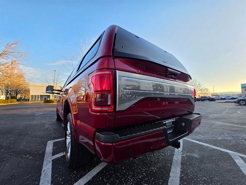 Used 2017 Ford F150 Platinum w/ Equipment Group 701A Luxury image 11