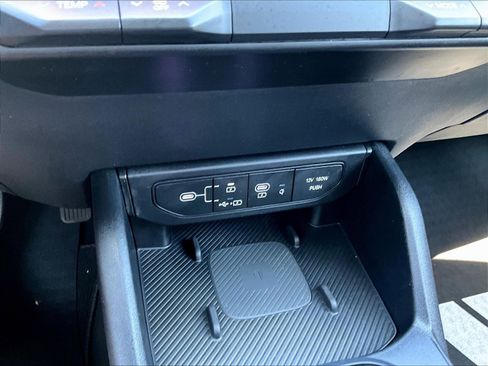 Used 2025 Kia K4 EX FWD image 16
