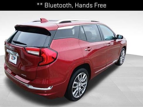Certified 2024 GMC Terrain Denali w/ Denali Premium Package AWD/4WD image 5