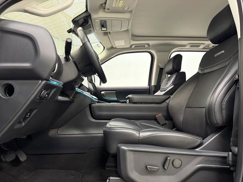 Used 2025 Ford Expedition Max Platinum AWD/4WD image 14