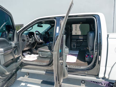 Used 2020 Ford F150 Lariat w/ Equipment Group 502A Luxury image 50