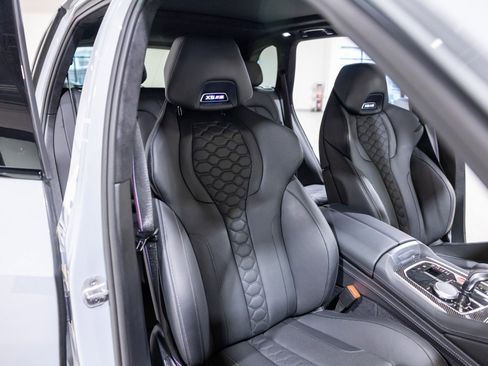 Used 2026 BMW X5 M Competition w/ Executive Package image 29