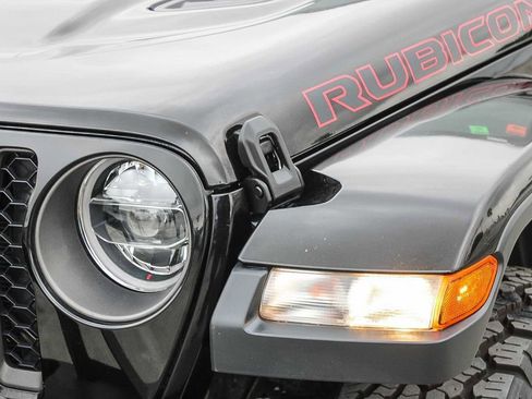 Used 2021 Jeep Gladiator Rubicon AWD/4WD image 5