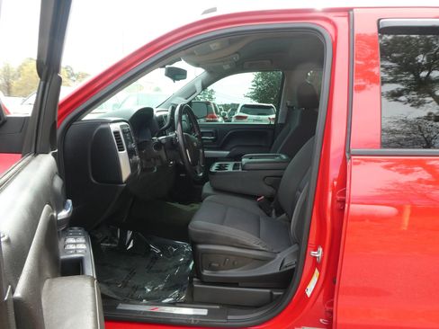 Used 2018 Chevrolet Silverado 1500 LT w/ All Star Edition image 12