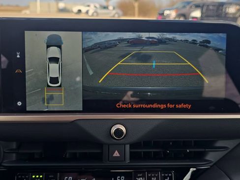 Used 2026 Toyota Crown Limited w/ Advanced Technology Package image 22