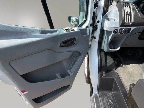 Used 2019 Ford Transit 350 XLT RWD image 14