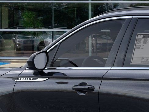 New 2026 Lincoln Corsair Premiere image 20