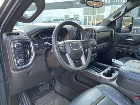 Used 2023 GMC Sierra 2500 Denali w/ Denali Ultimate Package image 10