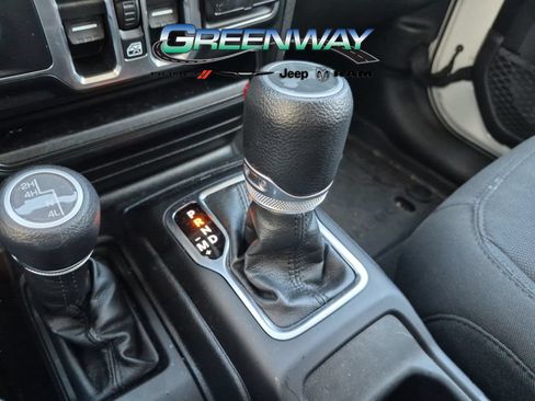 Used 2023 Jeep Wrangler Unlimited Sport AWD/4WD image 18