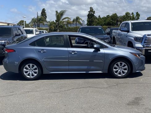 Certified 2023 Toyota Corolla LE FWD image 2