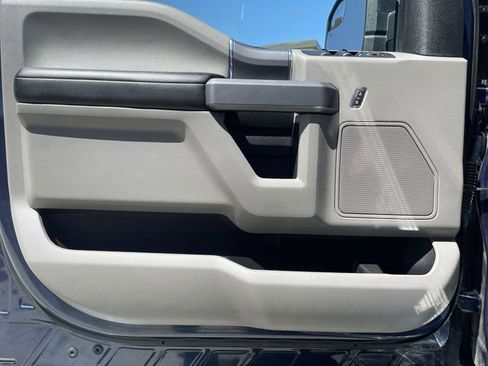 Used 2019 Ford F150 XLT w/ Equipment Group 302A Luxury AWD/4WD image 20