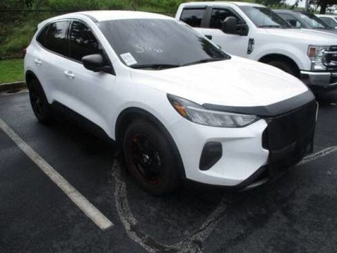 Used 2023 Ford Escape Active w/ Tech Pack #1 image 2