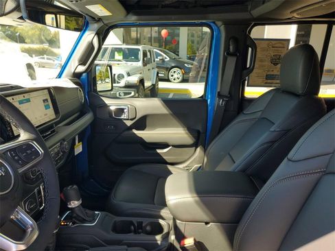 New 2025 Jeep Wrangler Sahara image 17