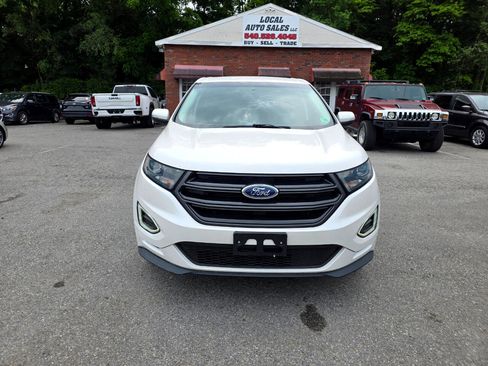 Used 2018 Ford Edge Sport image 2