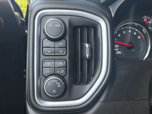 Used 2021 Chevrolet Silverado 1500 RST w/ Convenience Package II AWD/4WD image 25