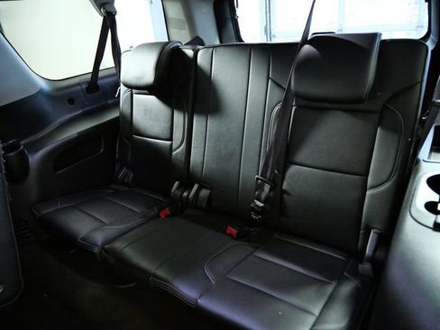 Used 2017 GMC Yukon XL Denali w/ Open Road Package AWD/4WD image 17