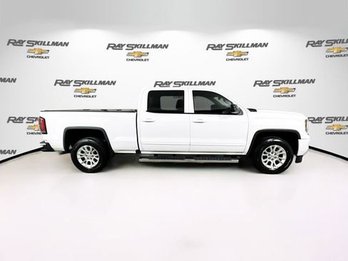 Used 2018 GMC Sierra 1500 SLT w/ All Terrain Package image 8