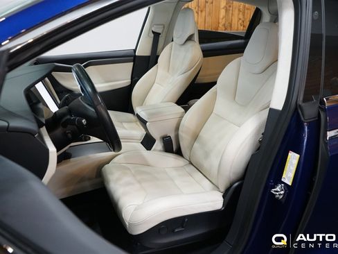 Used 2019 Tesla Model X 75D AWD/4WD image 12