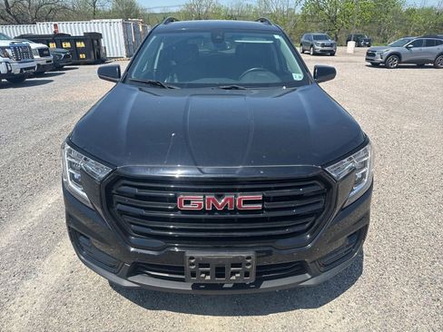 Used 2023 GMC Terrain SLT w/ Elevation Edition AWD/4WD image 4