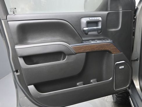 Used 2017 GMC Sierra 1500 Denali w/ Denali Ultimate Package image 12