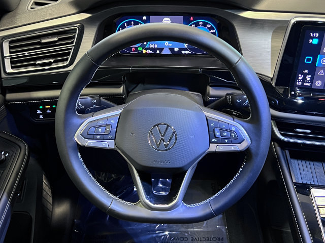 Certified 2026 Volkswagen Atlas Cross Sport SE w/ Panoramic Sunroof Package FWD image 20