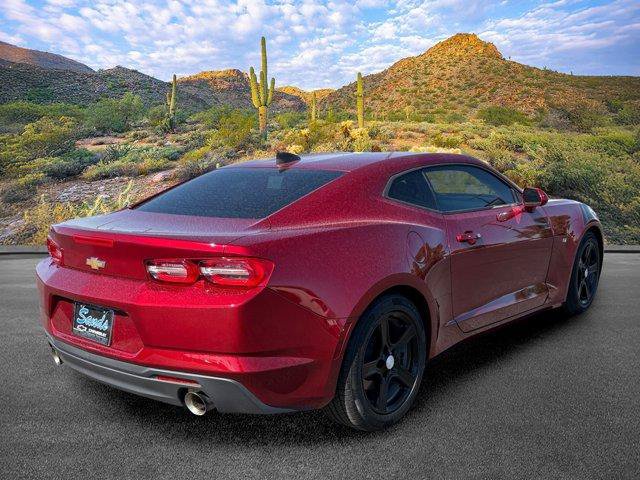 Used 2023 Chevrolet Camaro LT RWD image 4