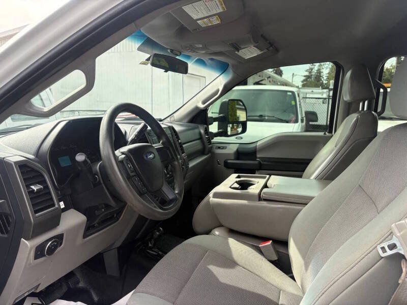 Used 2017 Ford F350 XL w/ Power Equipment Group AWD/4WD image 5