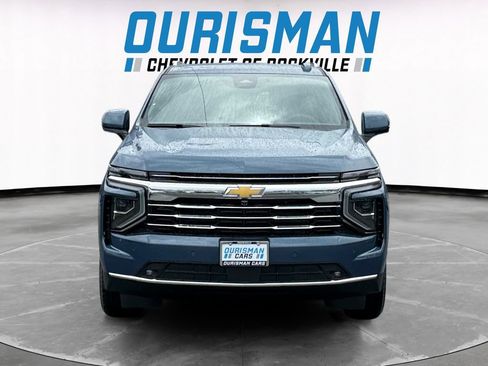 New 2026 Chevrolet Suburban LT w/ Comfort Package AWD/4WD image 8
