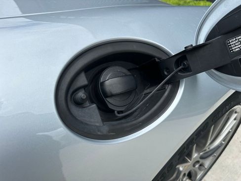 Certified 2017 Porsche 911 Carrera RWD image 38