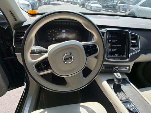Used 2020 Volvo XC90 T5 Momentum image 26