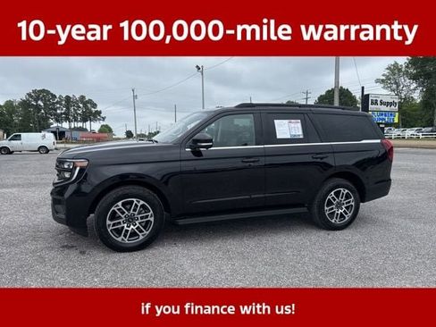 Used 2025 Ford Expedition Active AWD/4WD image 3