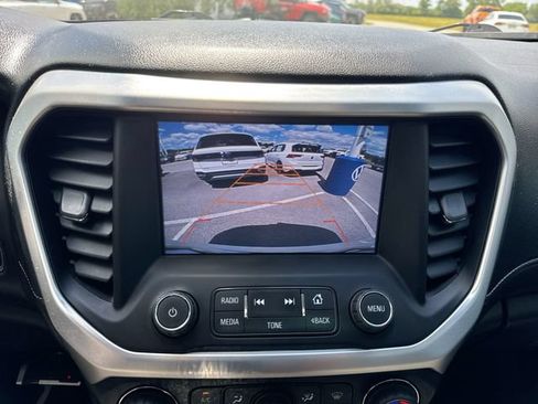 Used 2017 GMC Acadia SLT FWD image 15