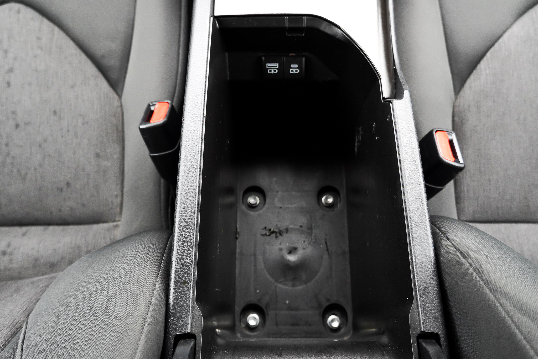 Used 2023 Toyota Camry LE FWD image 36
