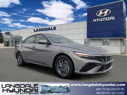 New 2025 Hyundai Elantra Blue