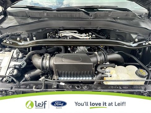 Used 2023 Ford Explorer Platinum w/ Technology Package image 22