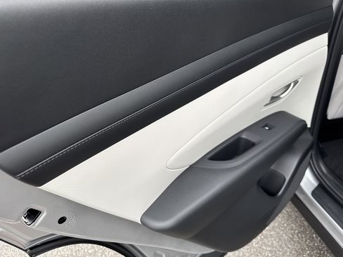 New 2026 Hyundai Tucson SEL image 13