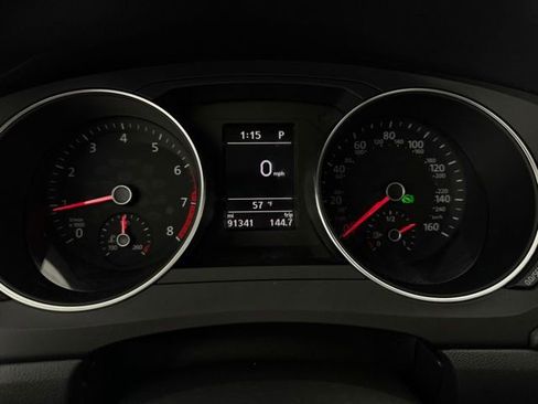 Used 2017 Volkswagen Jetta SE image 17