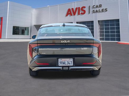 Used 2025 Kia K4 FWD image 7
