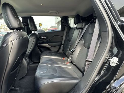 Used 2020 Jeep Cherokee Latitude Lux w/ Quick Order Package 26H Lux AWD/4WD image 25