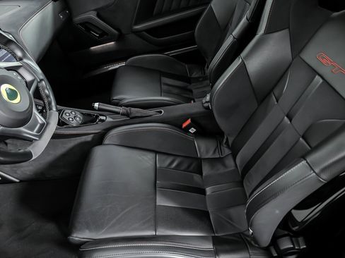 Used 2021 Lotus Evora image 20