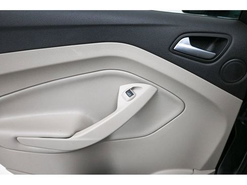 Used 2019 Ford Escape Titanium image 20