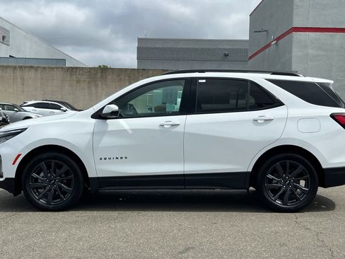 Used 2024 Chevrolet Equinox RS w/ RS Leather Package FWD image 9