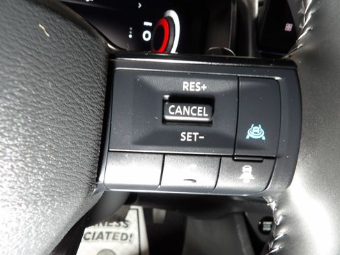 Used 2026 Nissan Rogue SL AWD/4WD image 23