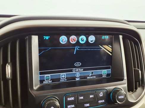 Used 2016 Chevrolet Colorado Z71 w/ LPO, Door Decal Package AWD/4WD image 15