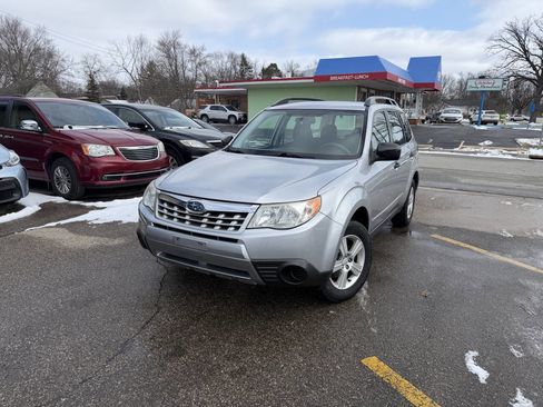 Used 2013 Subaru Forester 2.5X w/ Alloy Wheel Pkg image 3
