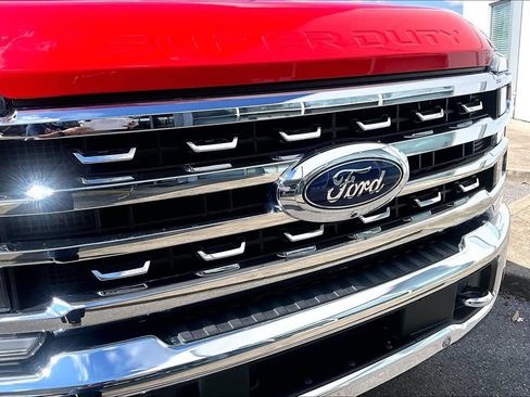 Used 2024 Ford F250 Lariat w/ Lariat Ultimate Package AWD/4WD image 23